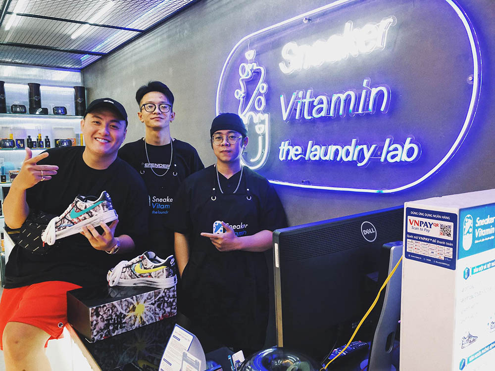 Địa chỉ custom giày đẹp - Sneakers Vitamin 